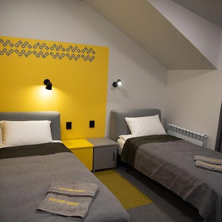 Готельні Кімнати Bodro Clinic Novovolyns'k Esterno foto
